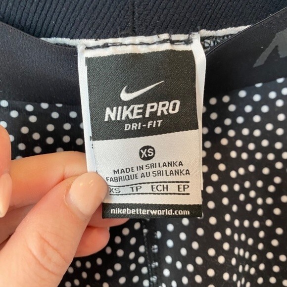 Nike Pro Hyperwarm Black & White Polka Dot Compression Tights - Size XS. EUC - Picture 2 of 5
